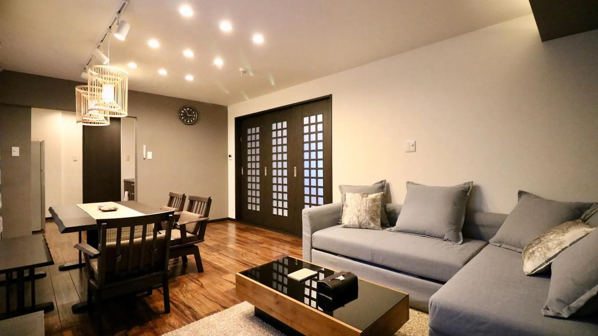 One'S Villa Sapporo Apartment